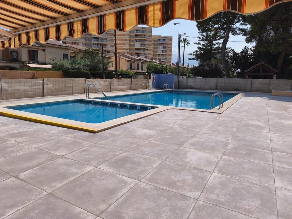 Property building, Swimming pool