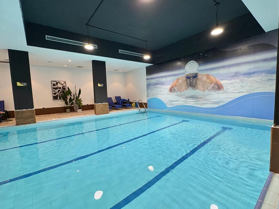 Pool view, Swimming pool