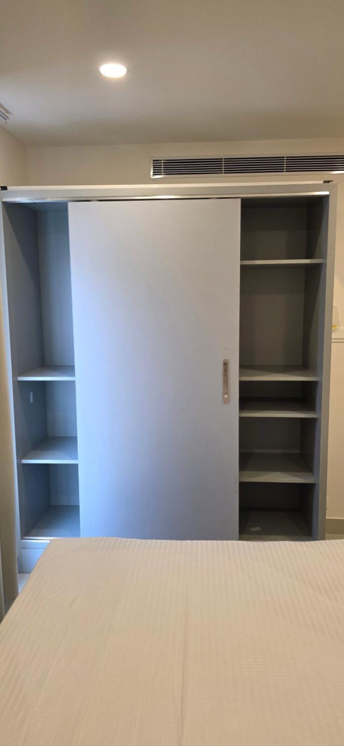 Bedroom, wardrobe
