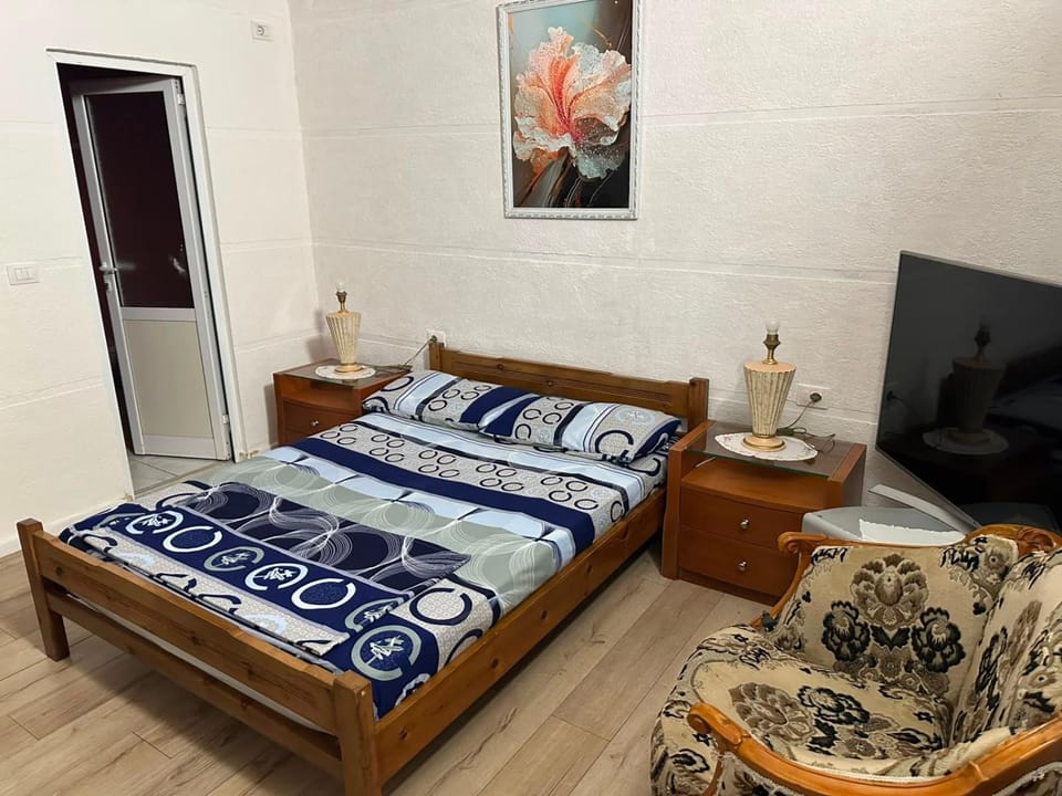Villa Kalldrëmi Bed and Breakfast in Vlorë