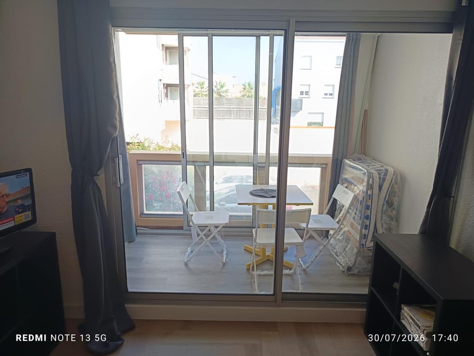 Studio meublé palavas les flots place parking privé Apartment in Palavas-les-Flots