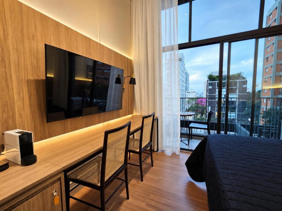 TV and multimedia, View (from property/room), Seating area