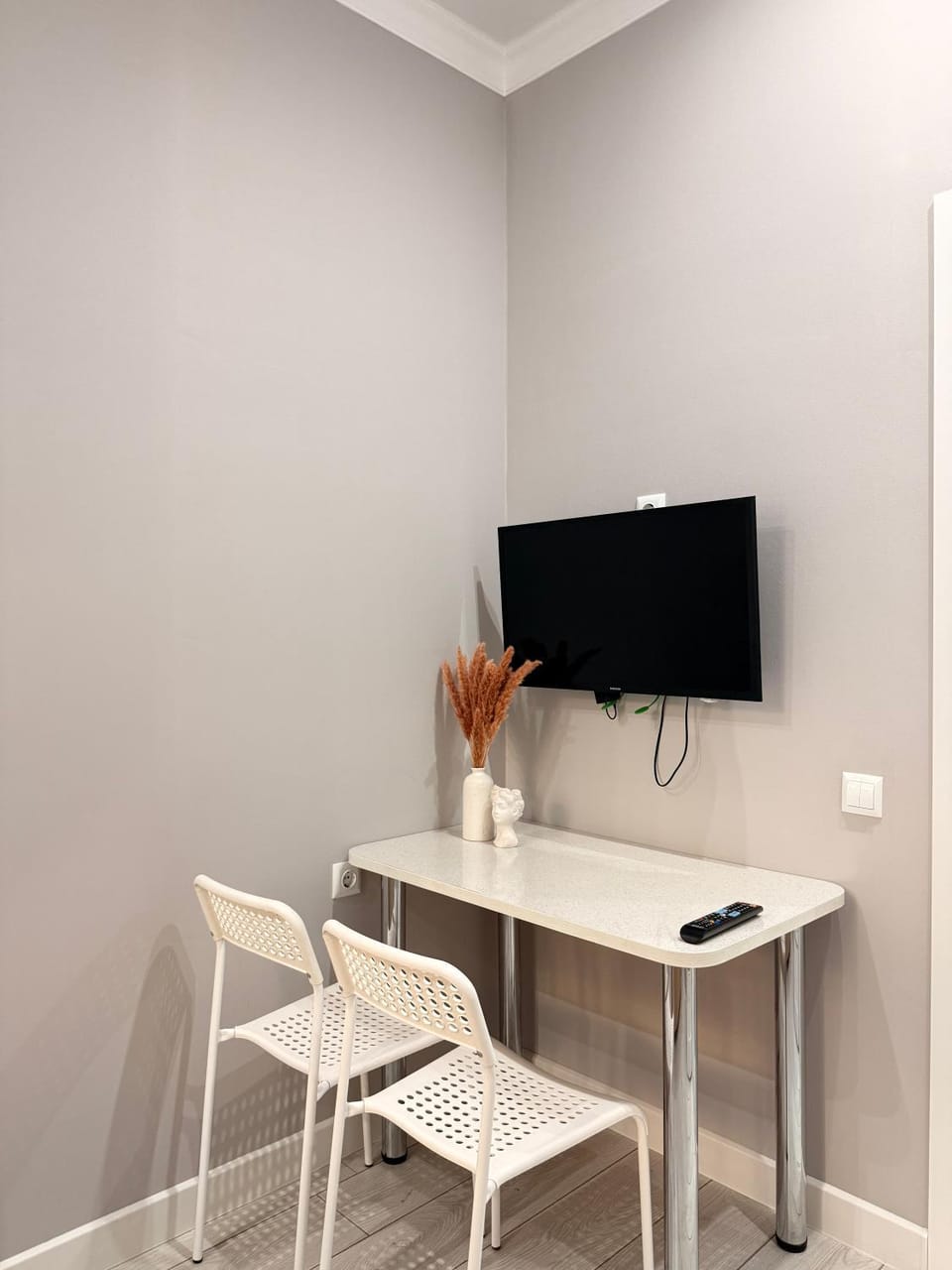 TV and multimedia, Dining area