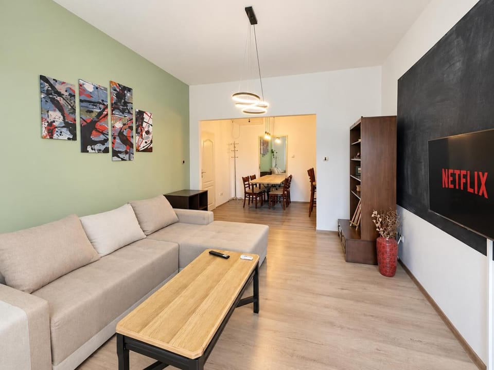 TV and multimedia, Living room