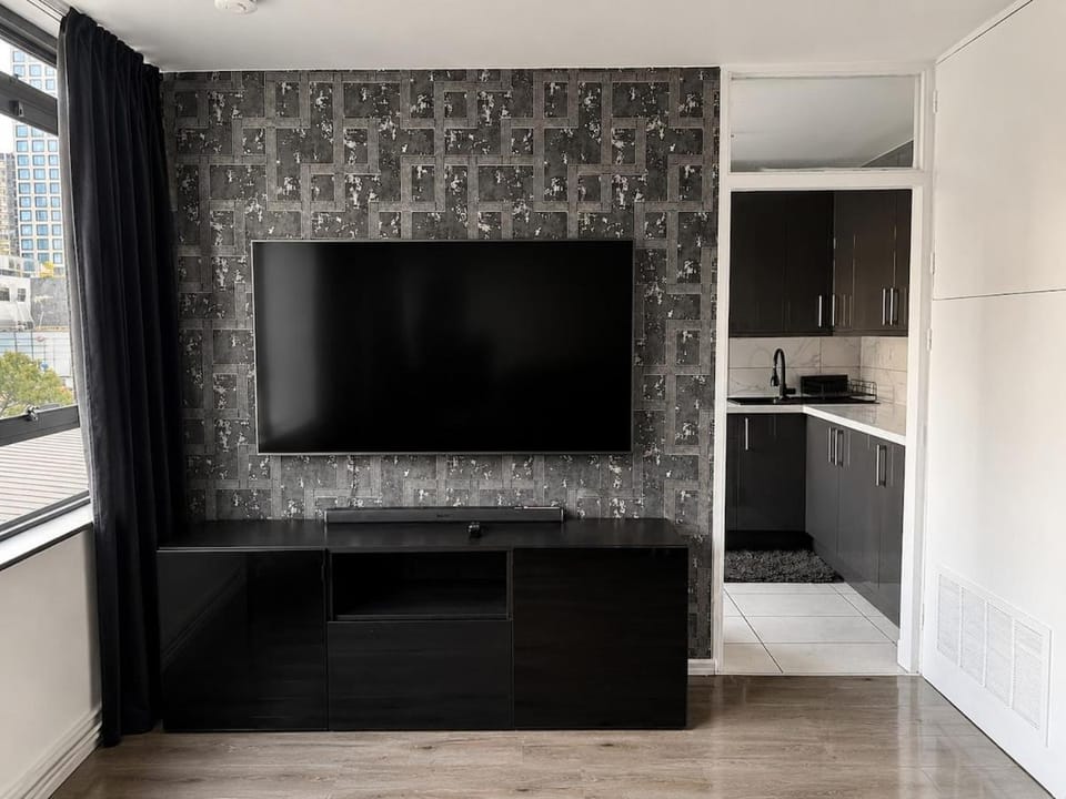 Communal lounge/ TV room, TV and multimedia, Evening entertainment