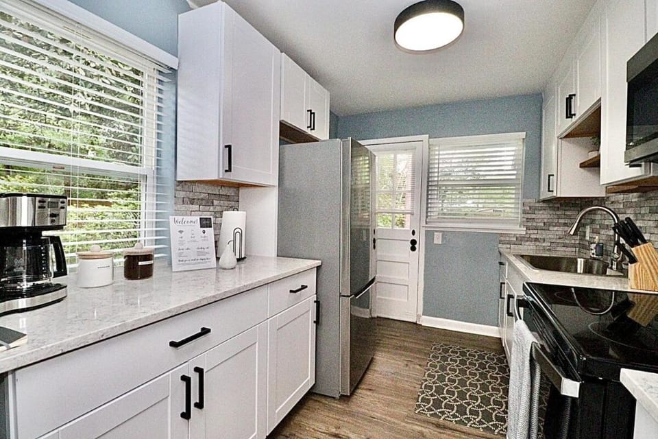 Updated 3BR Near VSU, Hospital and Downtown House in Valdosta