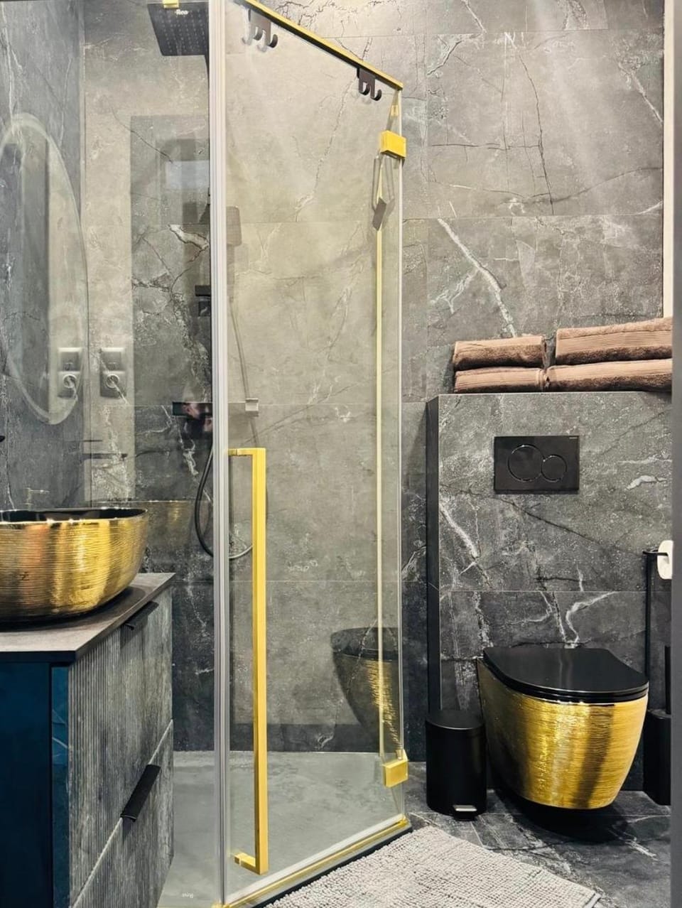 Shower, Bathroom