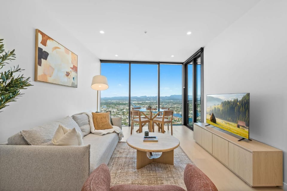 Epsilon Luxury Residence Broadbeach Apartment in Gold Coast