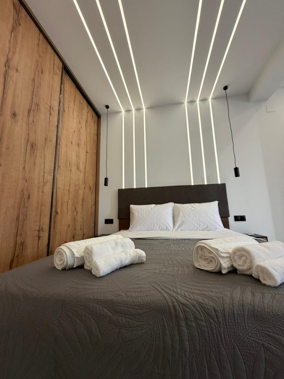 Bed, Bedroom, wardrobe