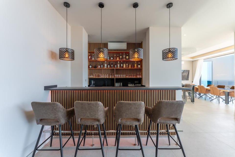 Lounge or bar