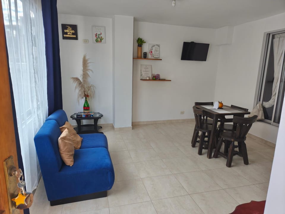 Aparta estudio Las Orquídeas - Norte de Bogotá cerca a Estación Toberin y Calle 161 Apartment in Bogota