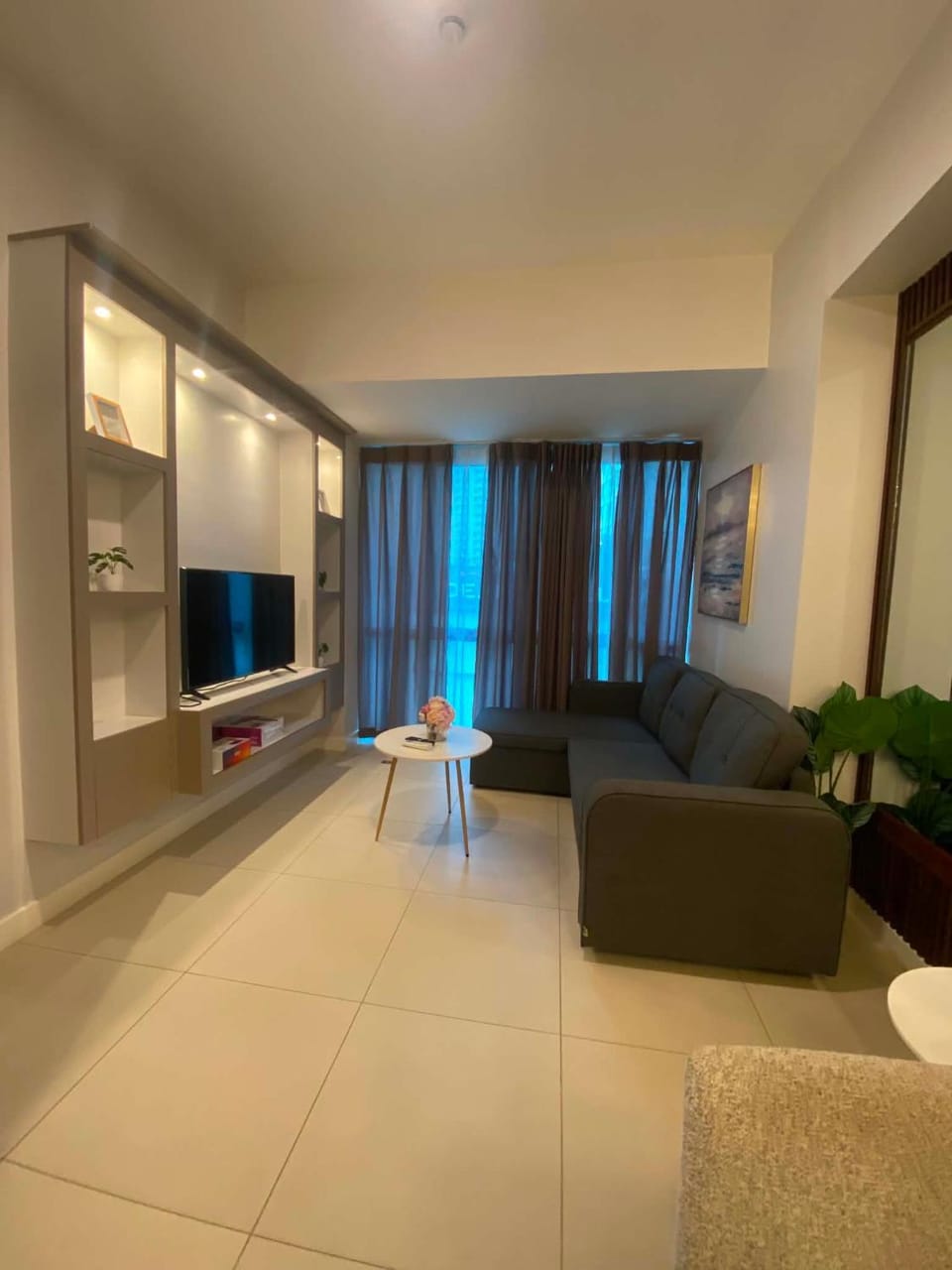Living room, Seating area, Evening entertainment
