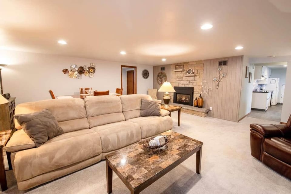 The Comfort Zone near Lambeau House in Ashwaubenon