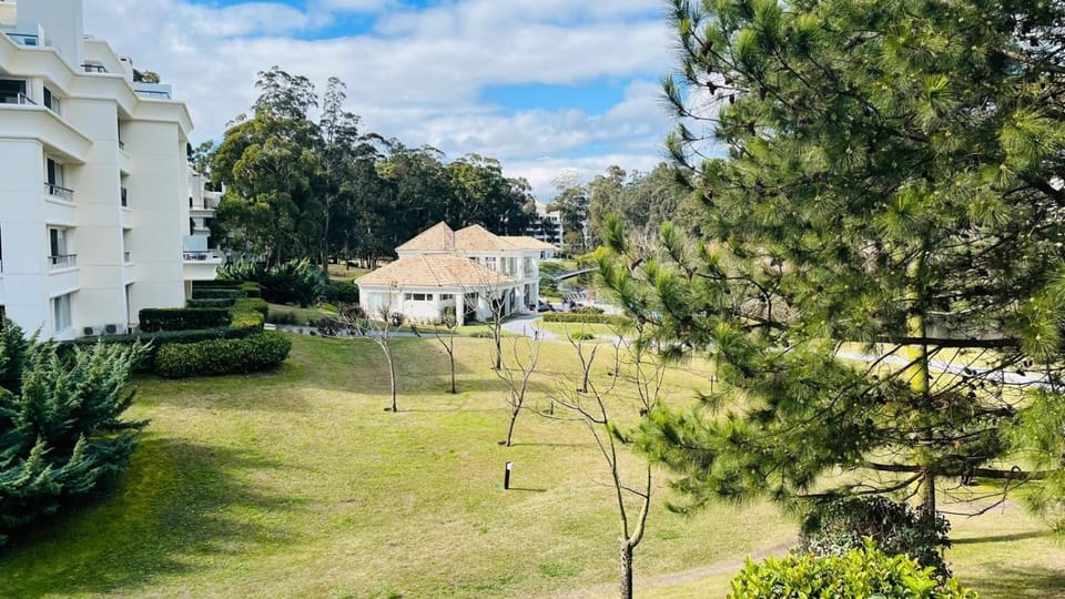 Apartamento Solanas green park frente al lago Apartment in Montevideo Department, Uruguay