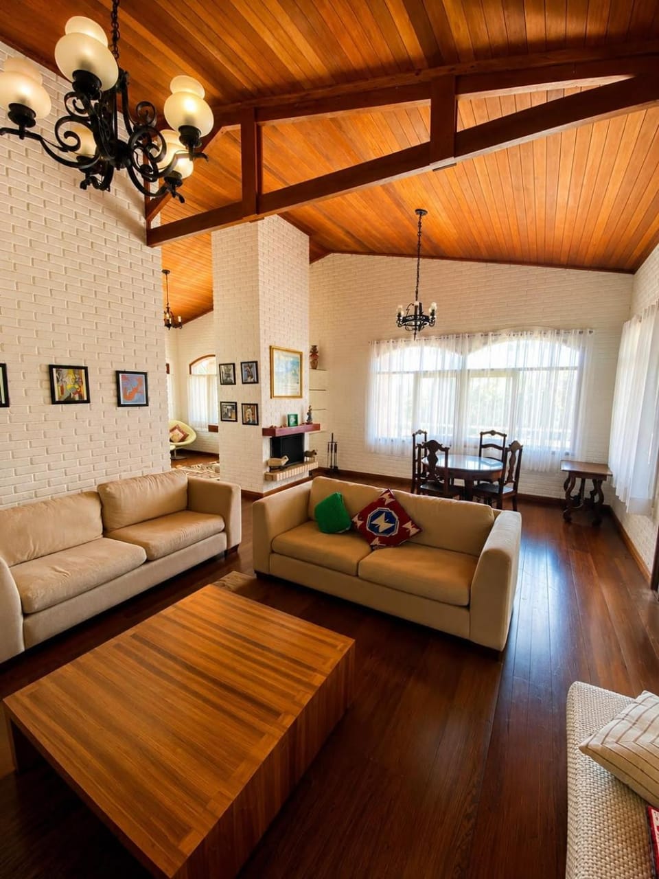 Living room, Seating area, fireplace