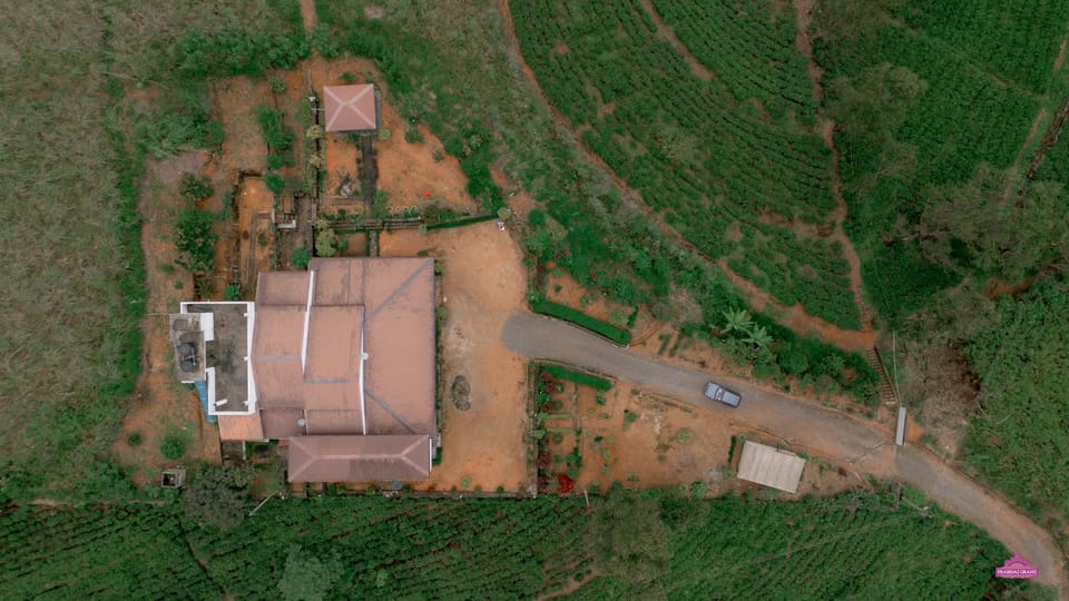 Prabhaz grand- Cloud view Bed and Breakfast in Central Province