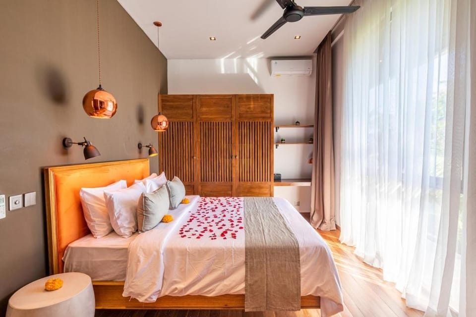 Luxury Tropical Escape 4BR Villa in Umalas w Pool Villa in North Kuta