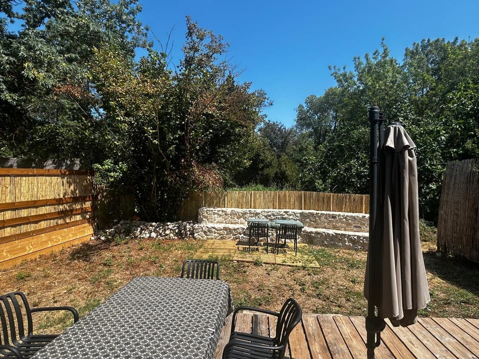 Property building, Garden view