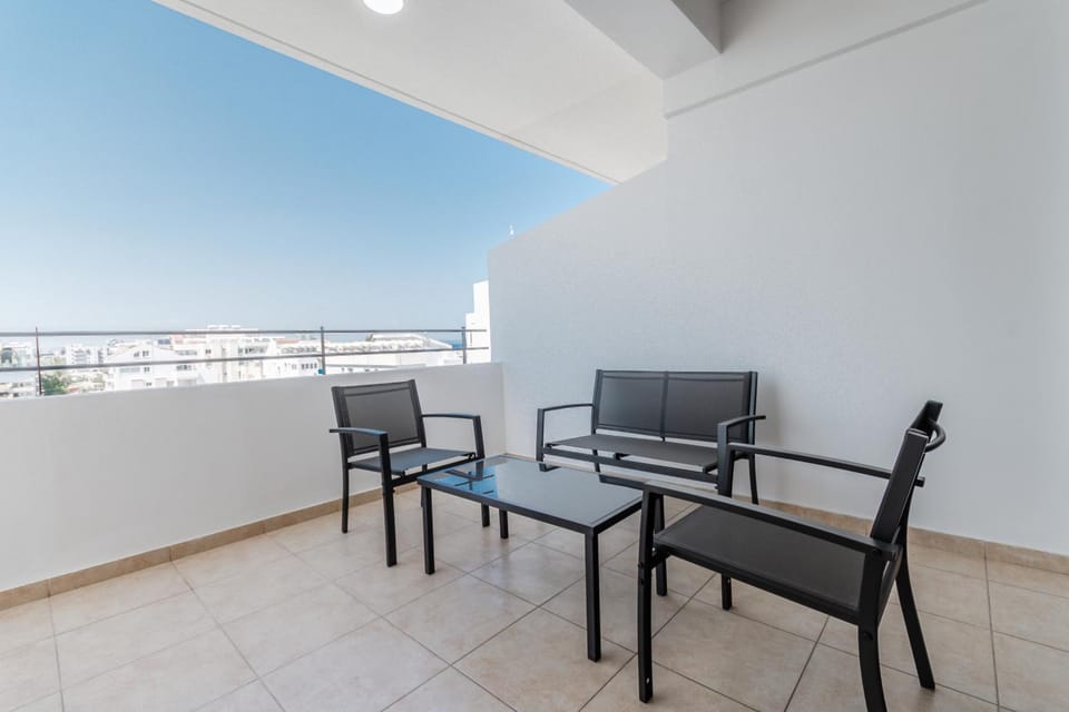 View (from property/room), Balcony/Terrace, Seating area