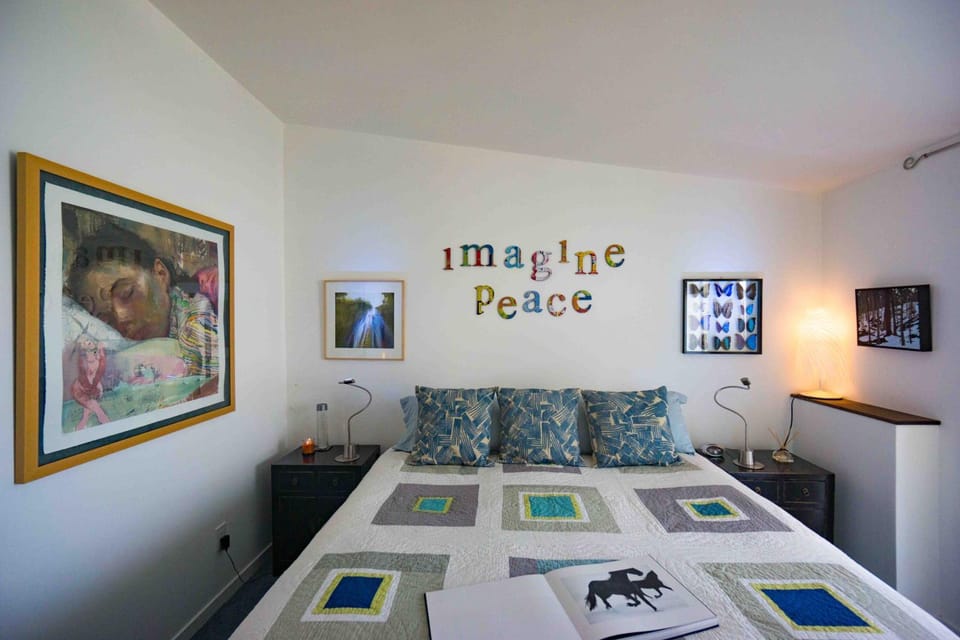 Bed, Decorative detail, Bedroom