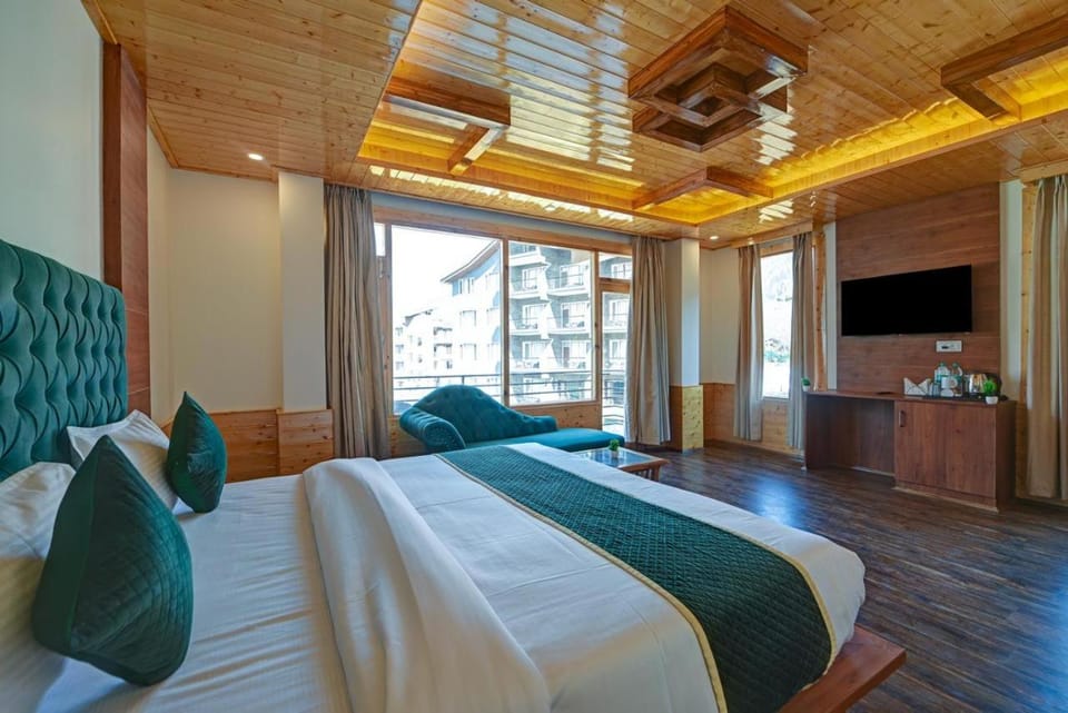 The Raaya Royal Retreat Hotel in Himachal Pradesh