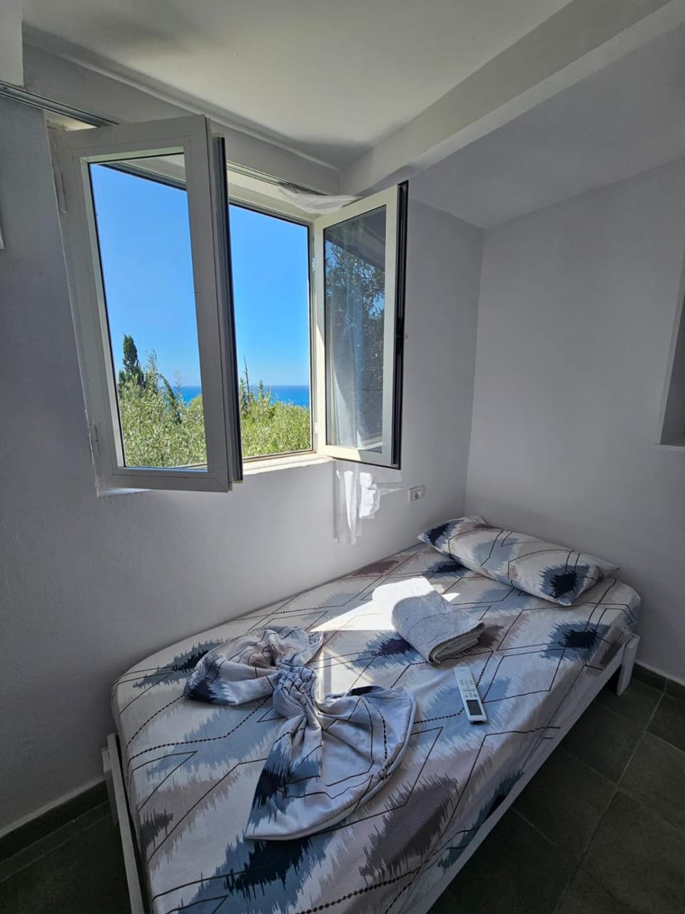 AG Hotel Bed and Breakfast in Vlorë County, Albania