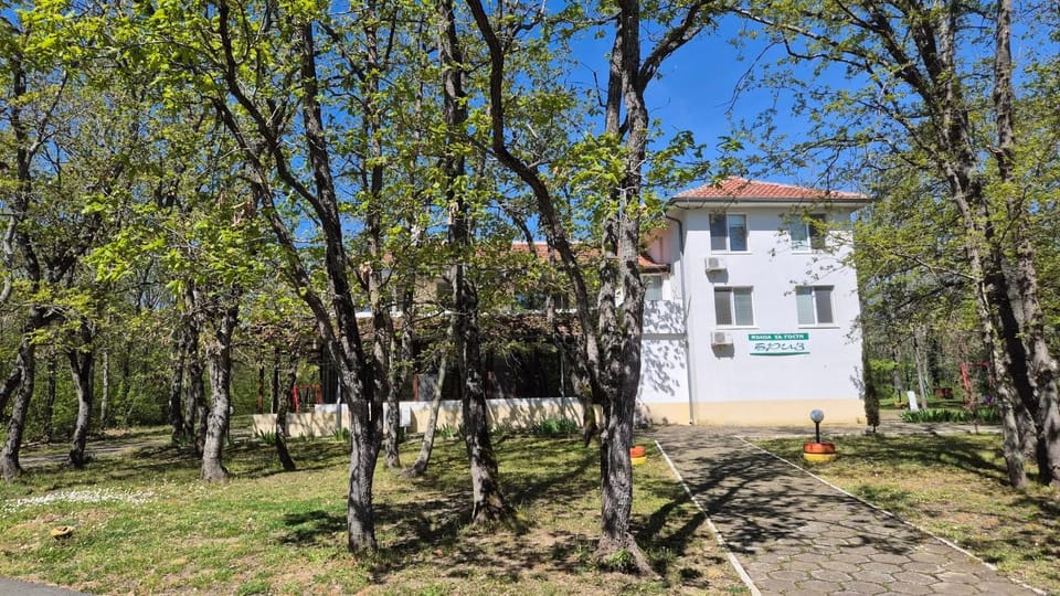 Къща за гости БРИЗ Bed and Breakfast in Burgas