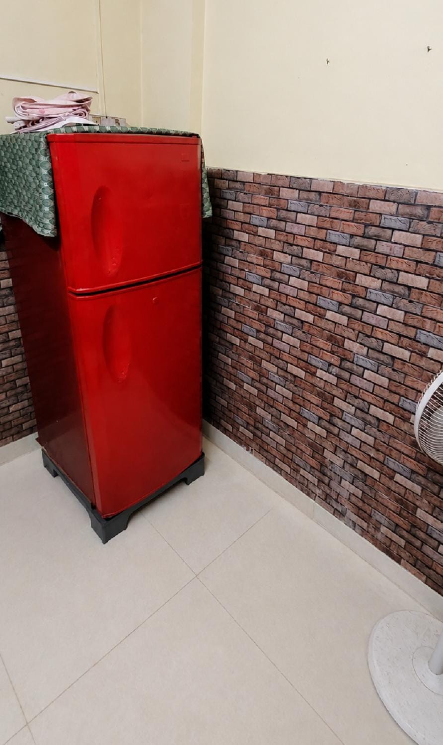 Kitchen or kitchenette, kitchen