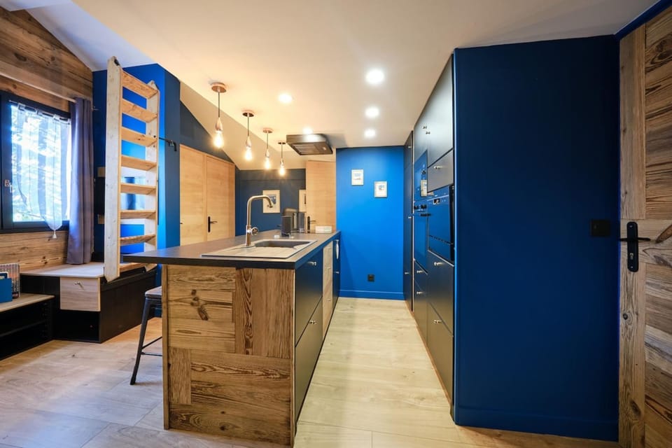 Cozy studio in the hills above Lake Annecy Apartment in Haute-Savoie