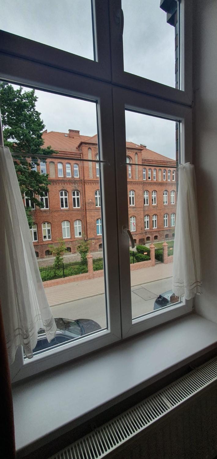 City view, Location