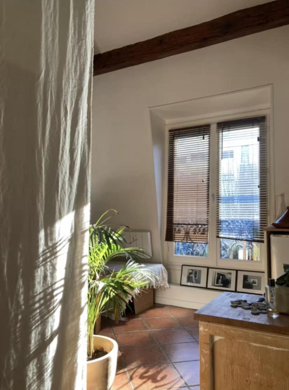 Loft avec mezzanine au Canal Saint Martin Apartment in Paris