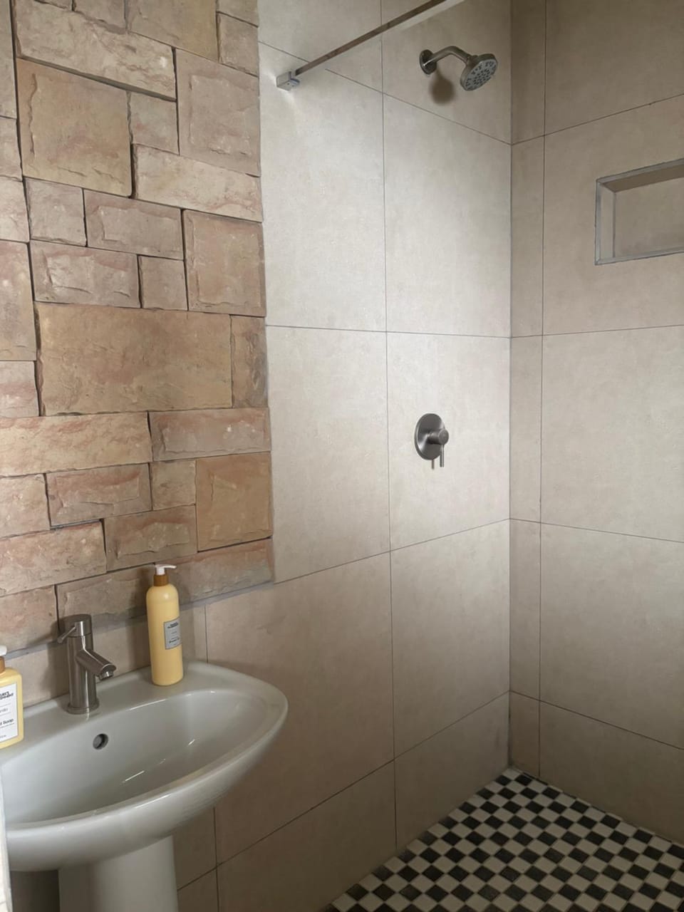 Victoria Guesthouse Apartment in KwaZulu-Natal