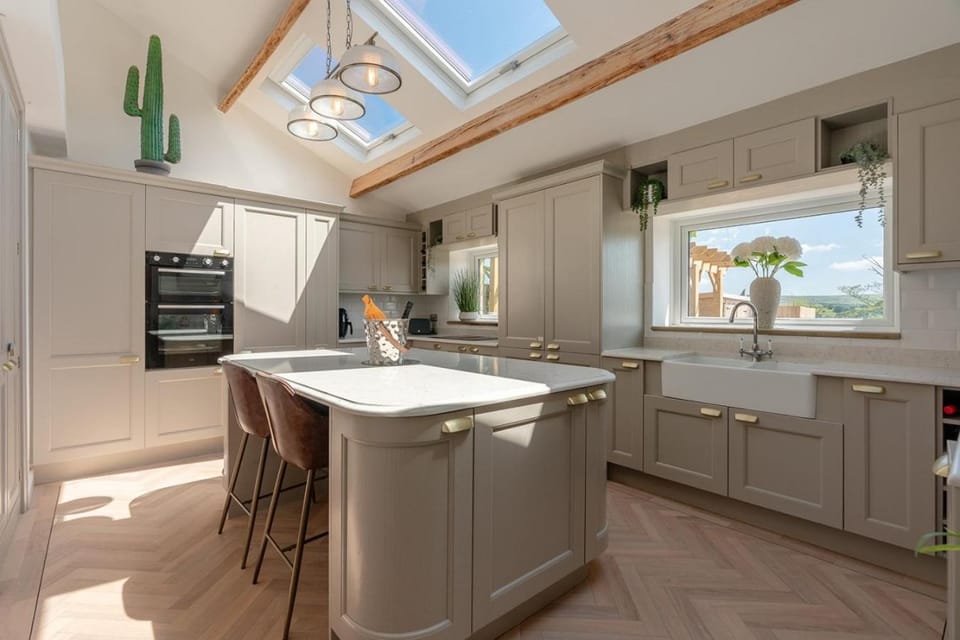 The Old School House with Hot Tub and Sleeps 16 House in Craven District