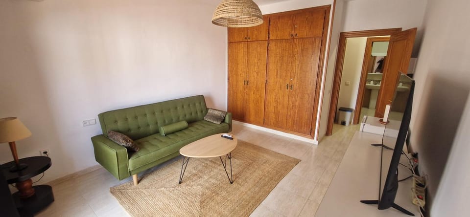 TV and multimedia, Living room, heating, air conditioner