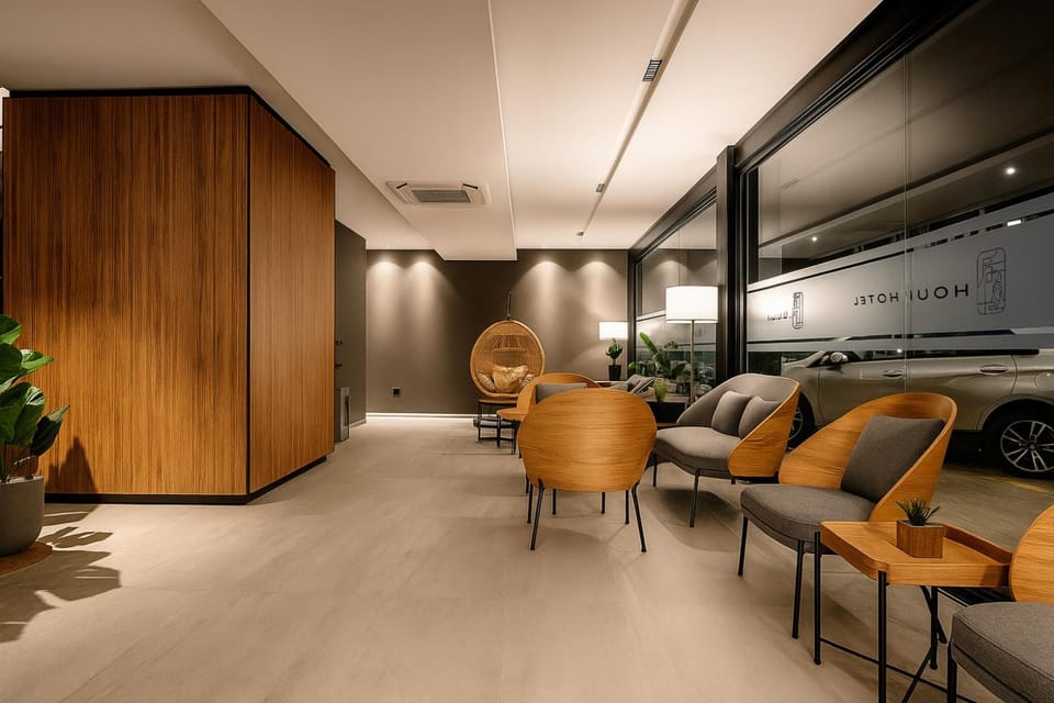 Communal lounge/ TV room, Seating area
