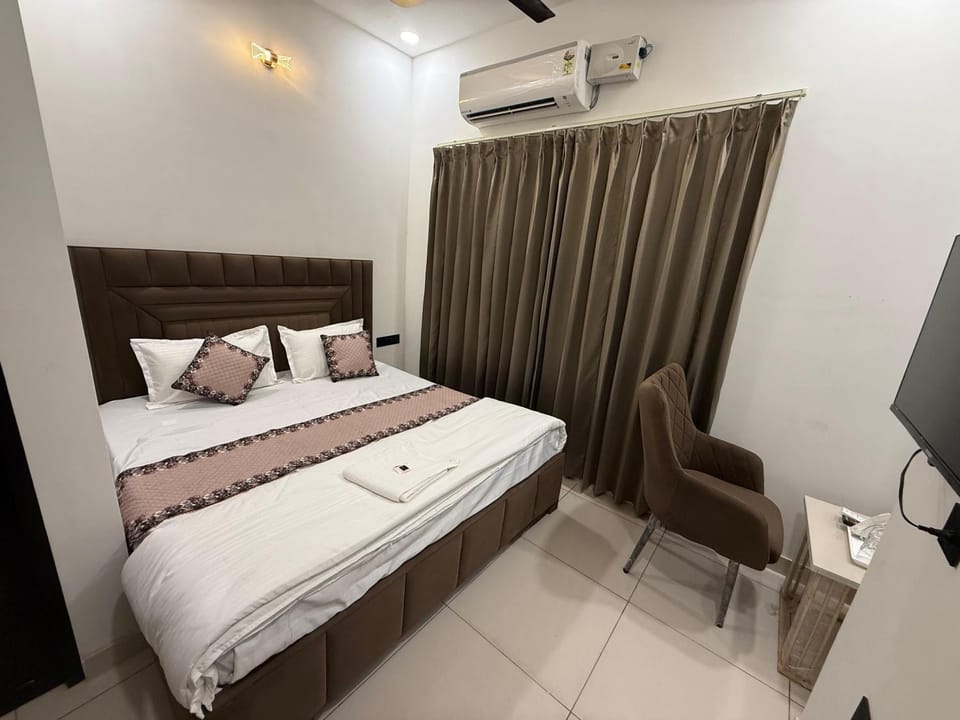 Hotel Stayvora Hotel in Ludhiana