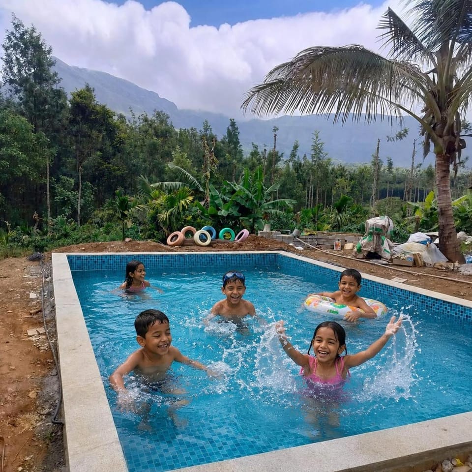 Giri Siri Hills View Homestay Vacation rental in Karnataka