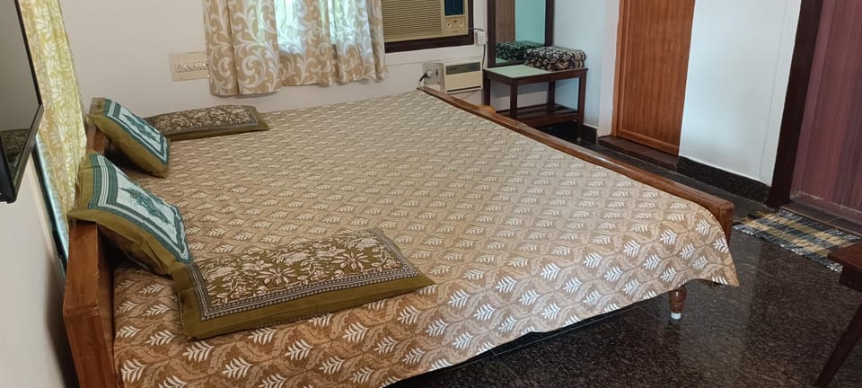 Kutralam Home Stay Farm Stay in Tamil Nadu