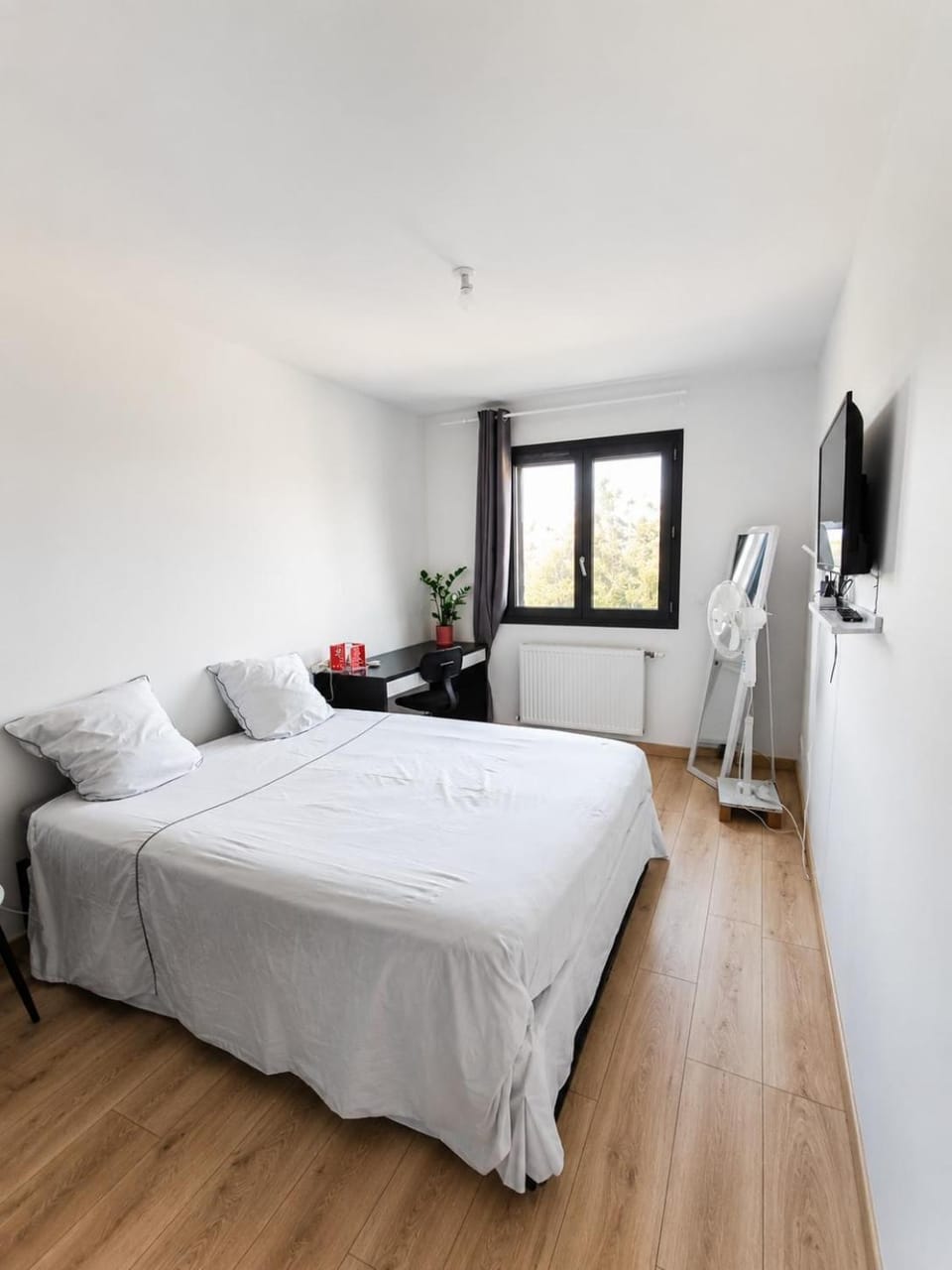 Chambre moderne dans maison partagée Vacation rental in Auvergne-Rhône-Alpes