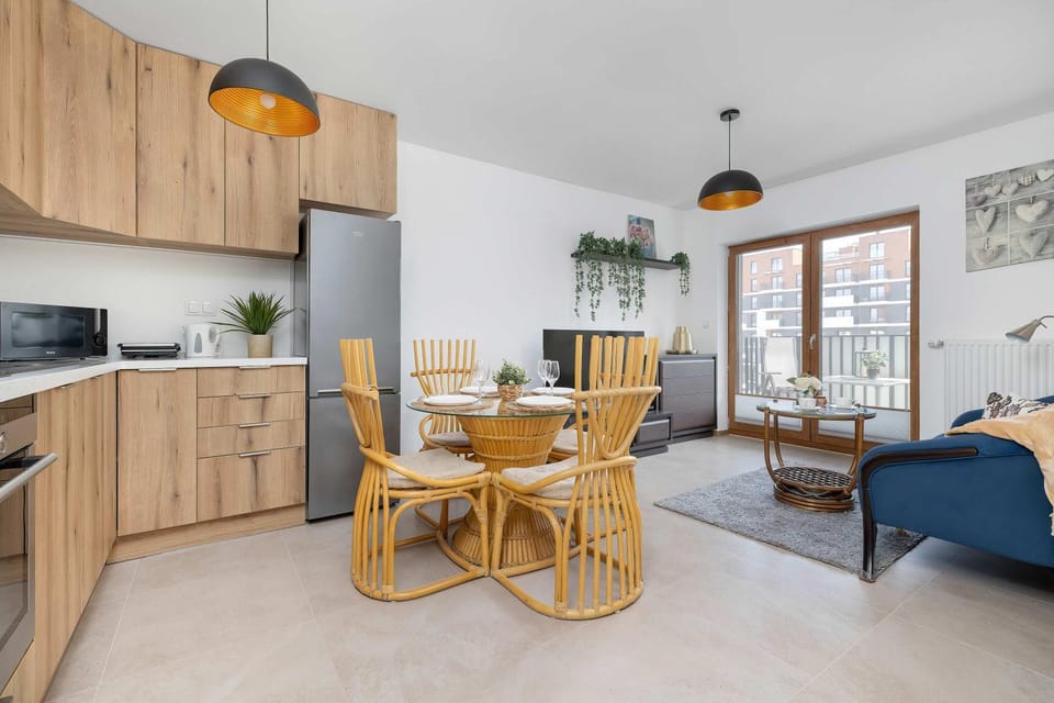 Kitchen or kitchenette, Living room, Seating area, Dining area, stove