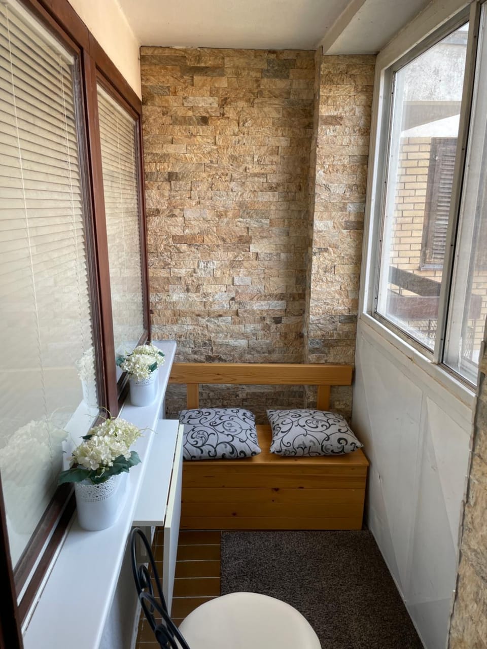 Seating area