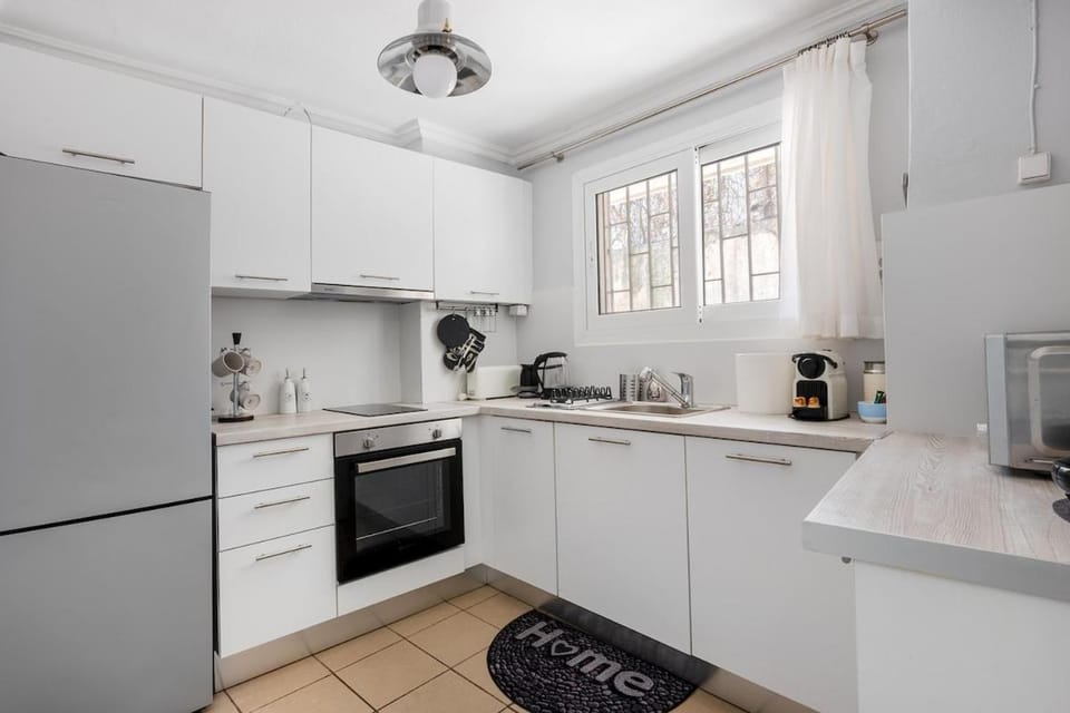 Amarysia Residence Apartment in Decentralized Administration of Attica