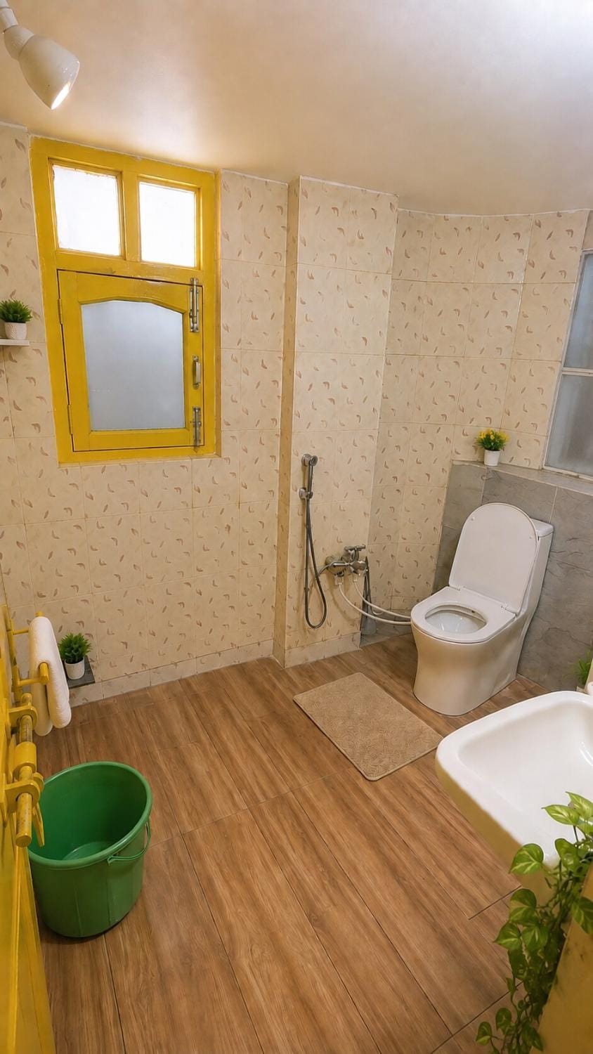 Yellow Nest Villa Apartment in Varanasi