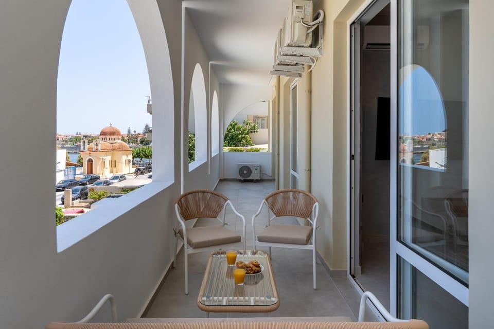 Property building, View (from property/room), Balcony/Terrace, Seating area