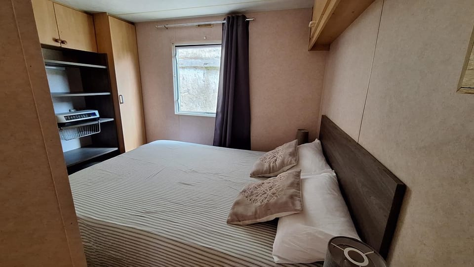 Mobile-home 4, 6 places Campground/ 
RV Resort in Brittany