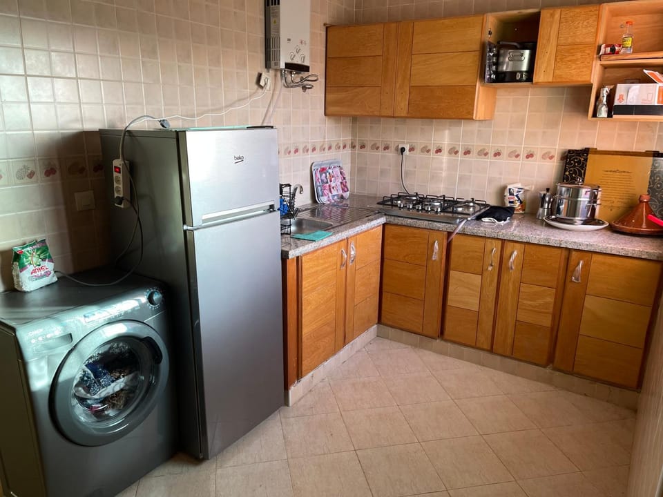 Appart piscine, parking privé, idéal aux familles Apartment in Casablanca-Settat