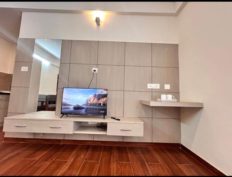 Chic studio premium near manyta BCIT Apartment in Bengaluru
