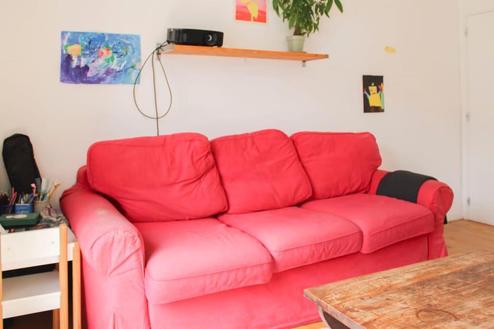 Large family apartment with balcony and parking Apartment in Paris