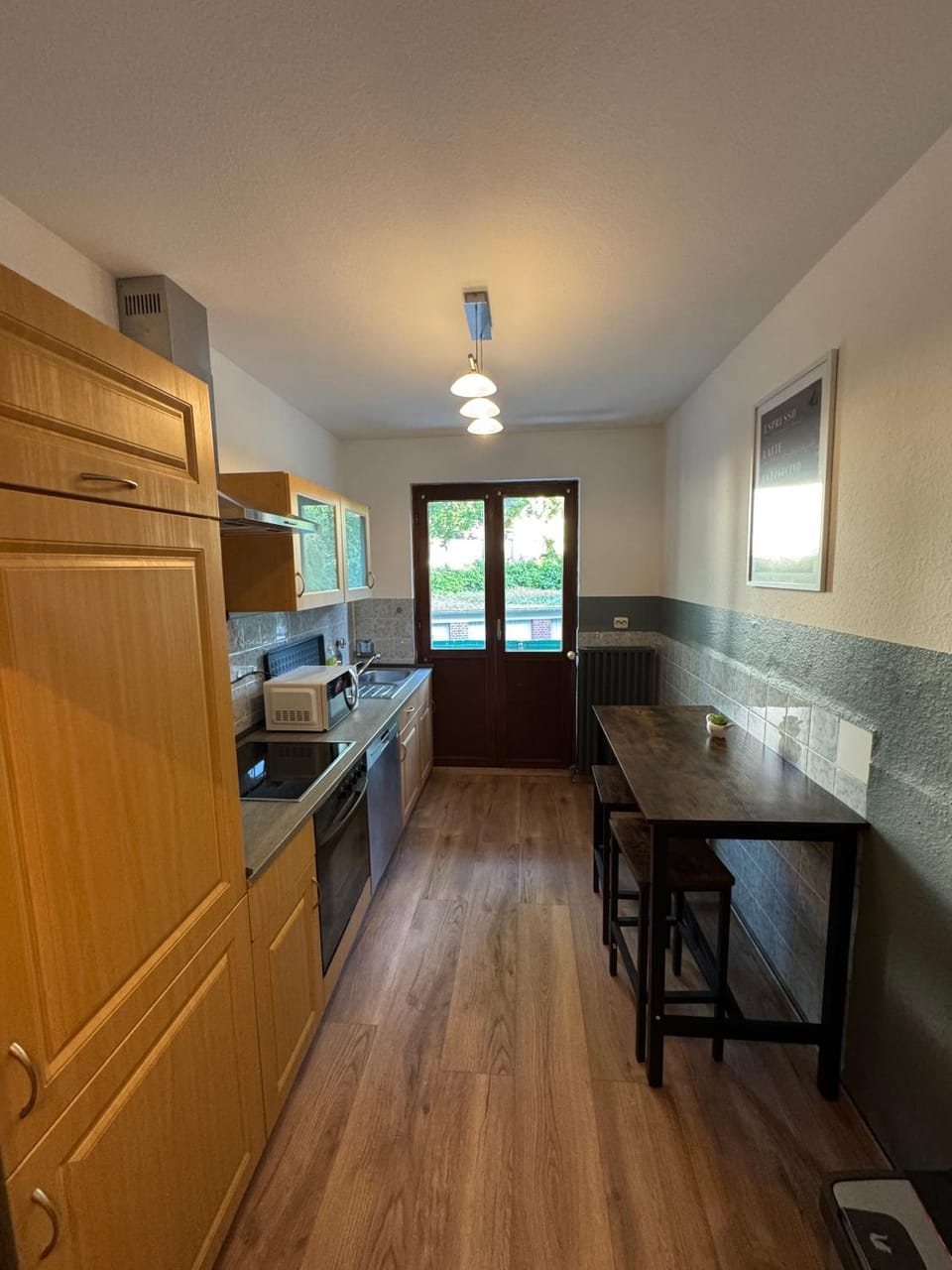 Dining area, dishwasher, oven, stove