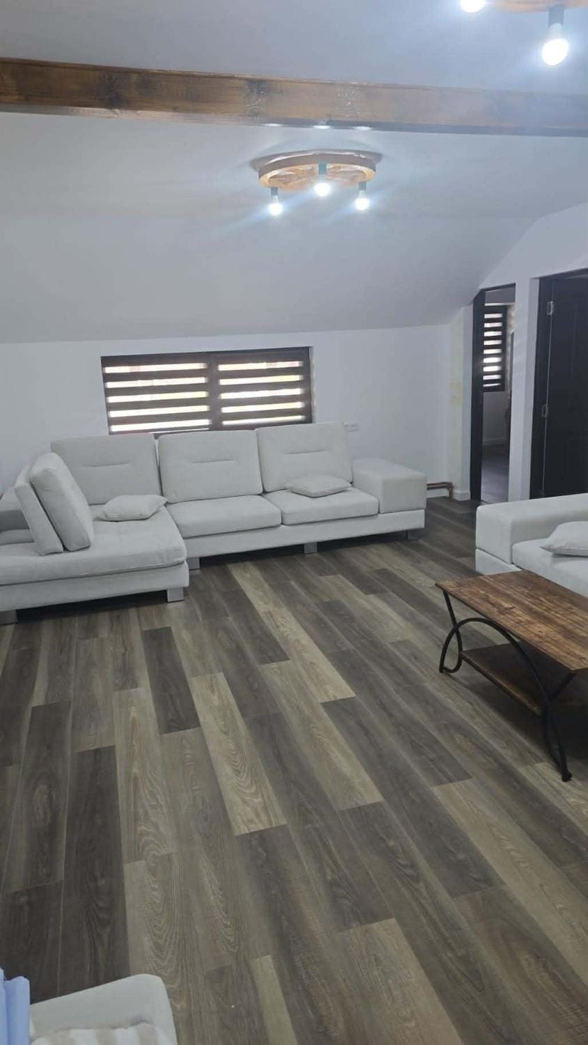 Communal lounge/ TV room, Living room, Seating area